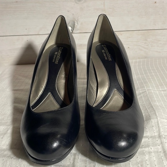 NWOT Naturalizer Black Heels - Picture 1 of 6